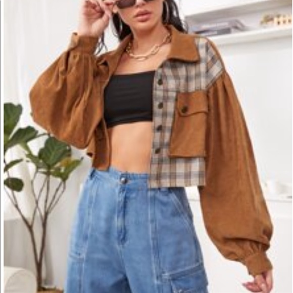 a cropped button up - Picture 1 of 1